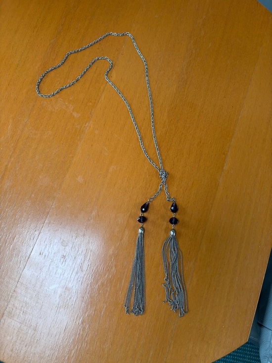 Jewelry - Silver tone lariat necklace